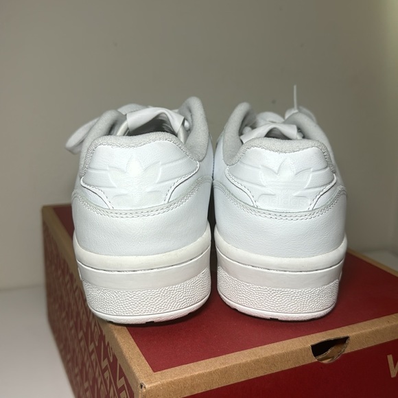 Adidas Rivalry Lows - Picture 6 of 6